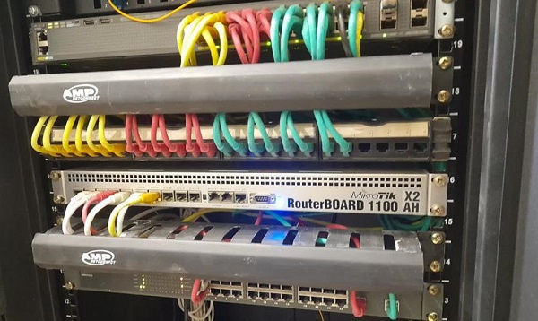 اقدامات واحد فناوری اطلاعات ستاد شبکه و مرکز بهداشت شهرستان تفرش در آبان ماه ۱۴۰۴