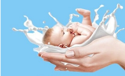 هفته تغذیه با شیر مادر